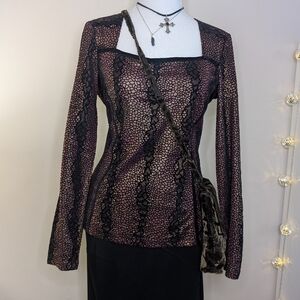 Vampy Felt Velvet Lace Pattern Top